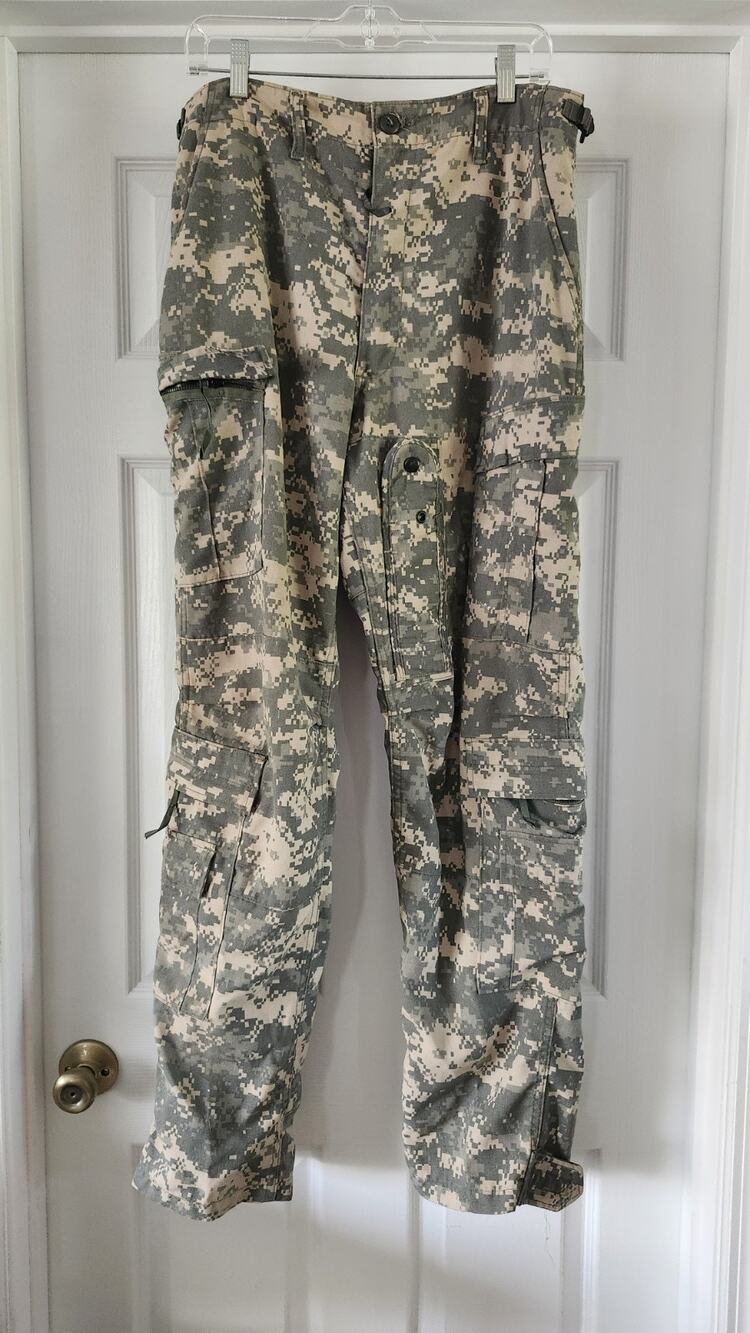 American Apparel US Army ACU Digital Camo Combat Uniform Cargo Pants M R #715